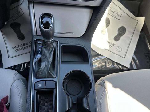 Used 2017 Hyundai Sonata SE w/ Cargo Package image 18