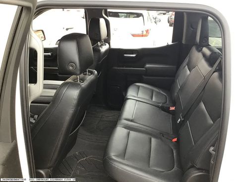 Used 2021 Chevrolet Silverado 1500 LT w/ Bed Protection Package image 13
