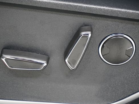 Used 2023 Ford F150 Raptor image 16