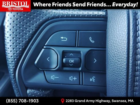 Certified 2025 Toyota Tacoma SR5 image 26