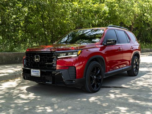 Used 2026 Honda Pilot Black Edition image 5