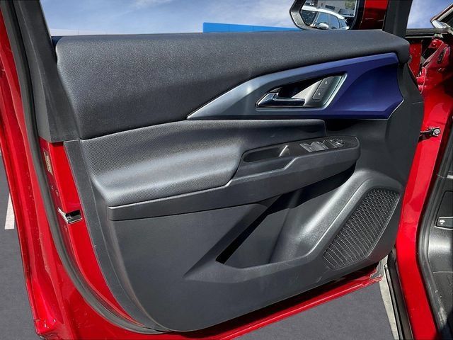 Certified 2024 Chevrolet Equinox EV LT FWD image 22
