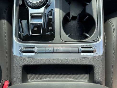 New 2026 Kia Carnival SX image 17