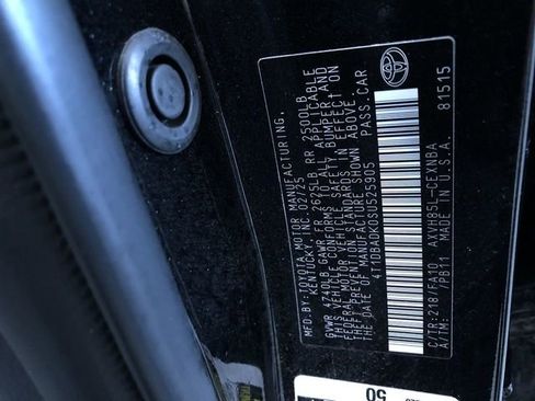 Certified 2025 Toyota Camry LE image 32