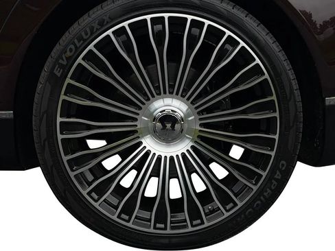 Used 2004 Maybach 57 RWD image 56