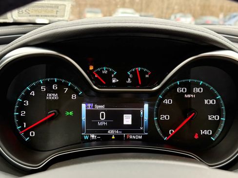 Used 2018 Chevrolet Impala Premier w/ Premier Confidence Package image 21