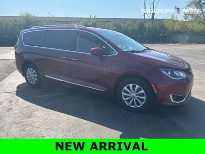 Used 2018 Chrysler Pacifica Touring-L Plus