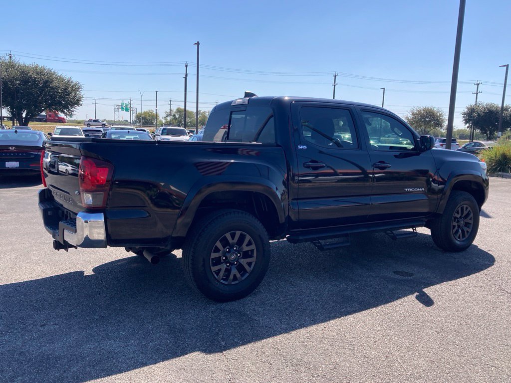 Used 2023 Toyota Tacoma SR5 RWD image 5