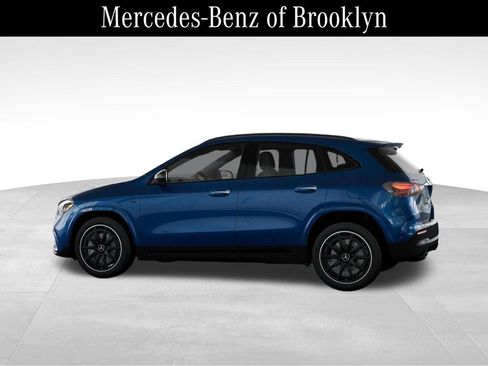 Used 2025 Mercedes-Benz GLA 35 AMG 4MATIC image 32
