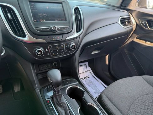 Used 2024 Chevrolet Equinox LT AWD/4WD image 30