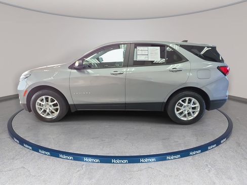Used 2023 Chevrolet Equinox LS w/ LS Convenience Package AWD/4WD image 8
