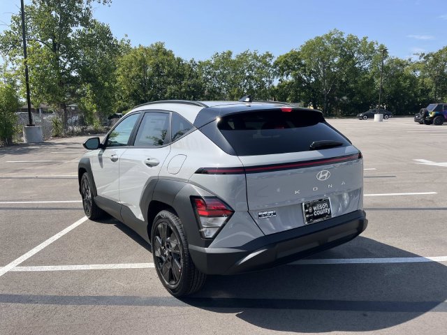New 2027 Hyundai Kona SEL Sport FWD image 3