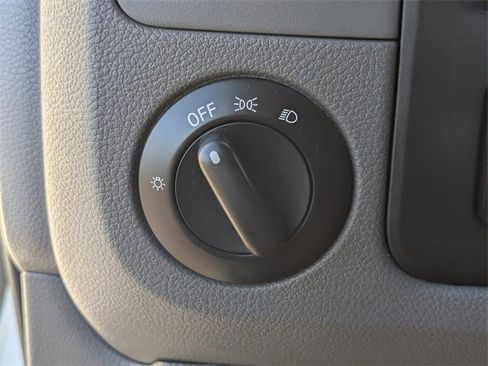 Used 2017 Nissan NV 3500 S w/ Power Package image 32