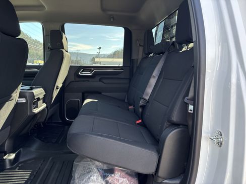 New 2026 Chevrolet Silverado 3500 LT w/ Convenience Package image 24