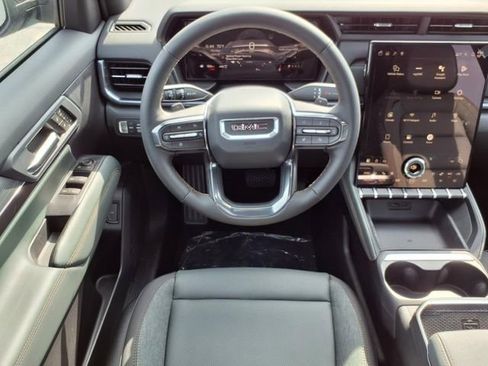 New 2026 GMC Terrain AT4 w/ Convenience Package III image 18