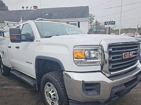 Used 2019 GMC Sierra 2500 4x4 Double Cab w/ Sierra Convenience Package image 3
