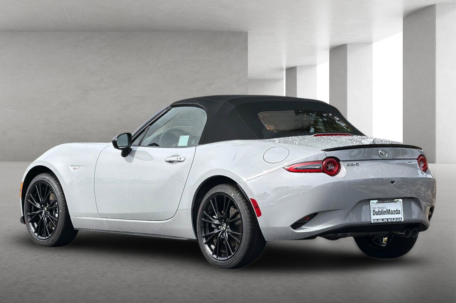 New 2026 MAZDA MX-5 Miata Club w/ Interior Package RWD image 6
