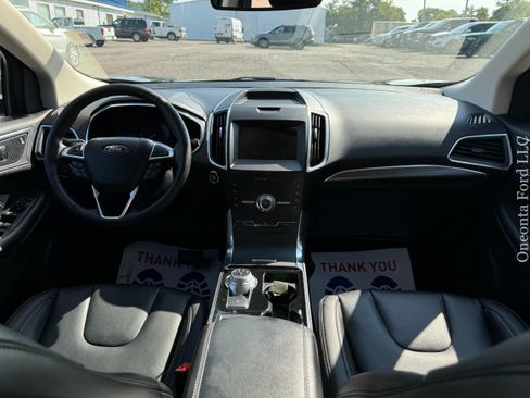 Used 2020 Ford Edge Titanium image 15