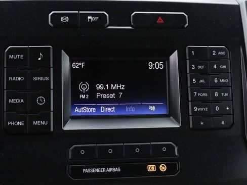 Used 2019 Ford F350 XLT image 27