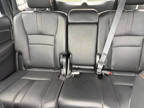 Used 2022 Honda Pilot TrailSport image 14