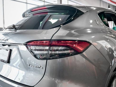 Used 2022 Maserati Levante GT image 12