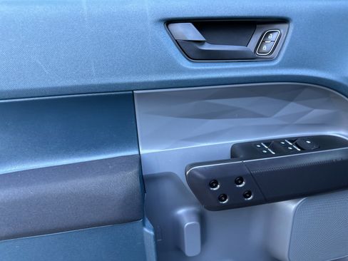 Certified 2023 Ford Maverick XL image 11