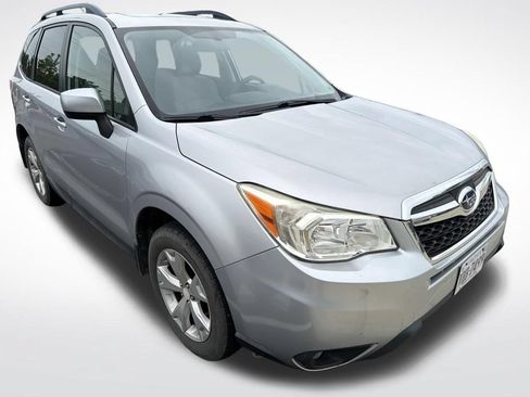 Used 2015 Subaru Forester 2.5i Premium w/ Popular Package #1 AWD/4WD image 2