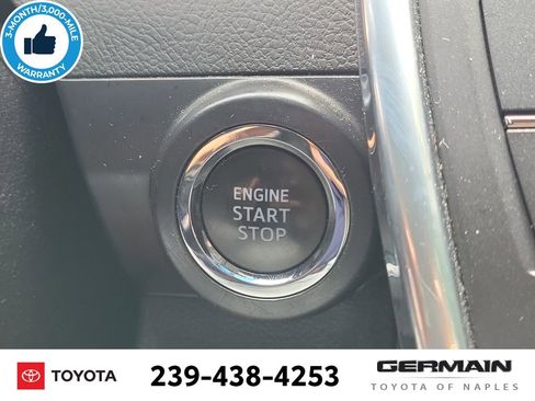 Used 2015 Toyota Camry XSE FWD image 33