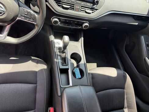 Used 2020 Nissan Altima 2.5 S FWD image 23