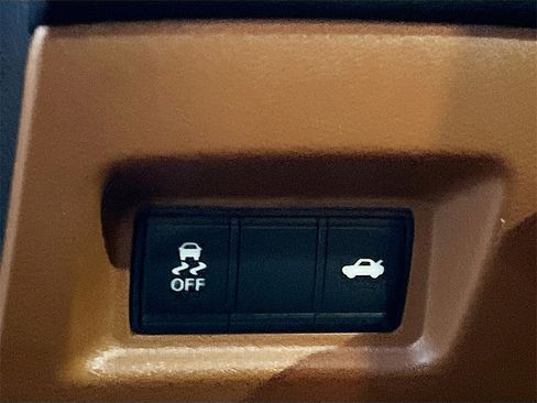 Used 2023 INFINITI Q50 Luxe w/ Cargo Package image 10