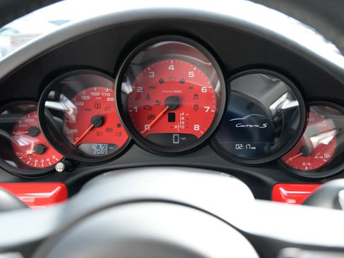 Used 2018 Porsche 911 Carrera S RWD image 26