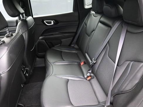 New 2026 Jeep Compass Latitude AWD/4WD image 17