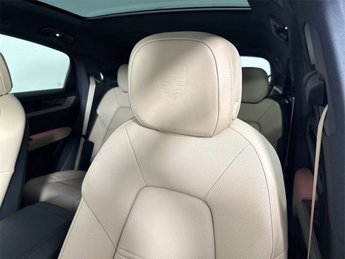 New 2026 Porsche Cayenne E-Hybrid Coupe image 41