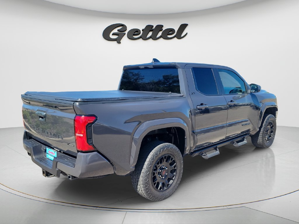 Used 2025 Toyota Tacoma SR5 RWD image 5