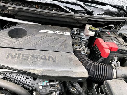 Certified 2022 Nissan Rogue SV image 32