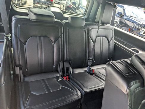 Used 2021 Ford Expedition Max Limited AWD/4WD image 12