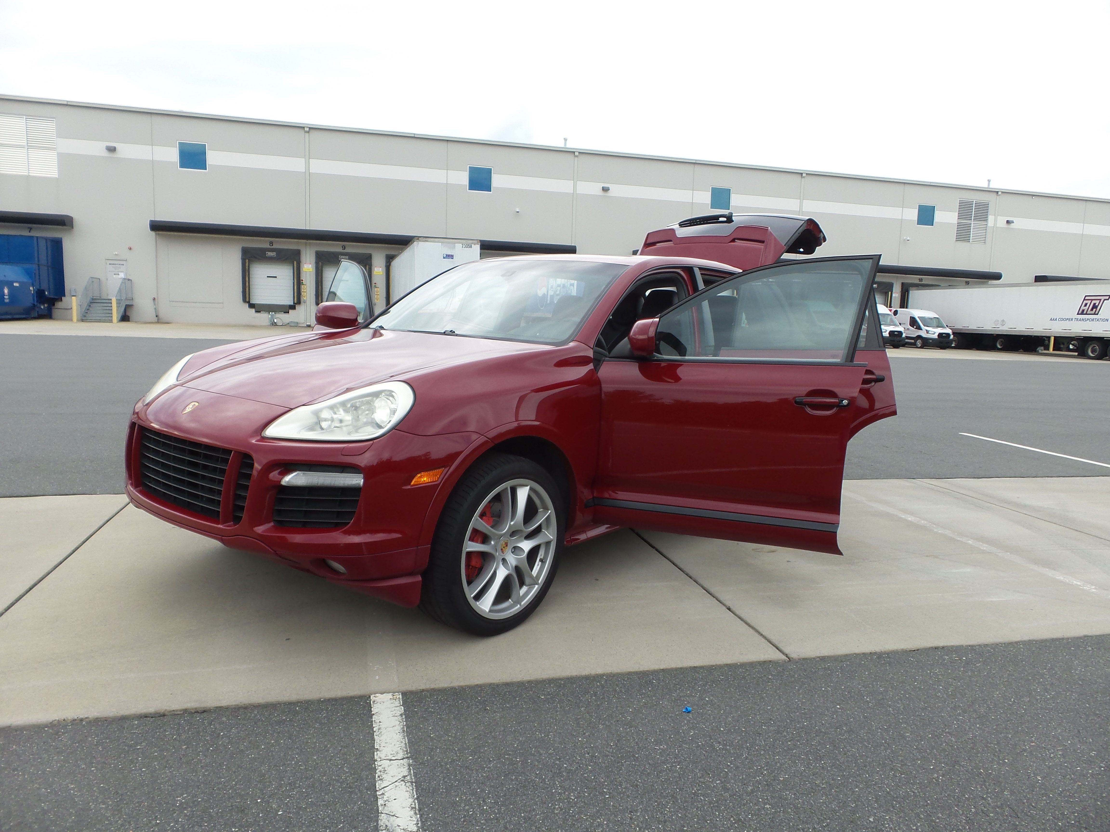 Used 2009 Porsche Cayenne GTS AWD/4WD image 86