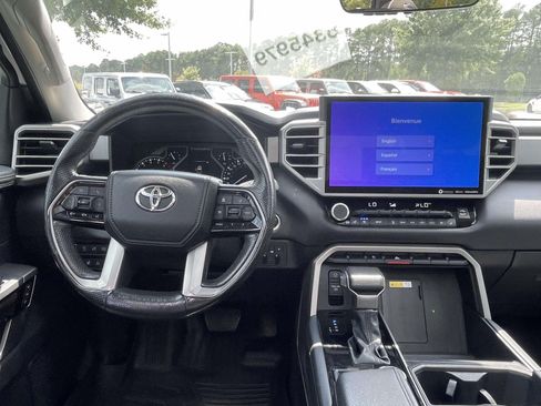 Used 2022 Toyota Tundra Limited w/ Power Package AWD/4WD image 12