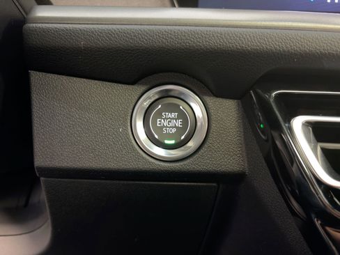 New 2026 Chevrolet Traverse LT w/ Sun and Wheel Package image 27