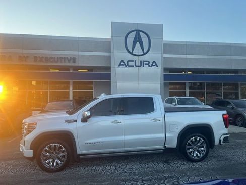 Used 2022 GMC Sierra 1500 Denali w/ Denali Reserve Package image 24