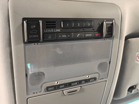 Used 2008 Lexus LX 570 4WD image 12