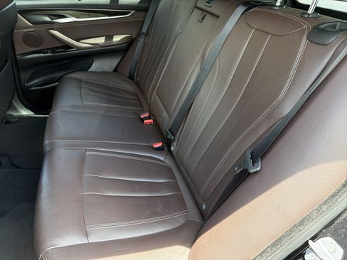 Used 2018 BMW X5 sDrive35i RWD image 16