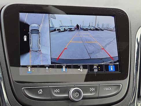 Used 2024 Chevrolet Equinox RS w/ RS Leather Package image 16