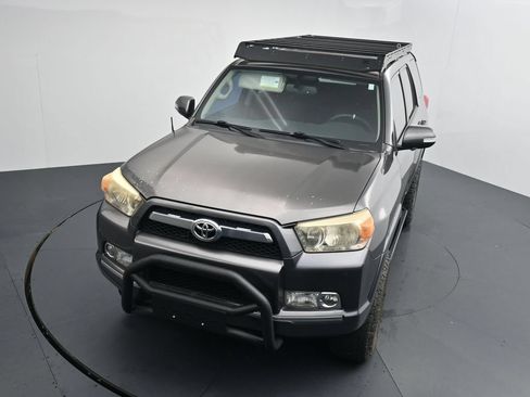 Used 2010 Toyota 4Runner SR5 AWD/4WD image 11