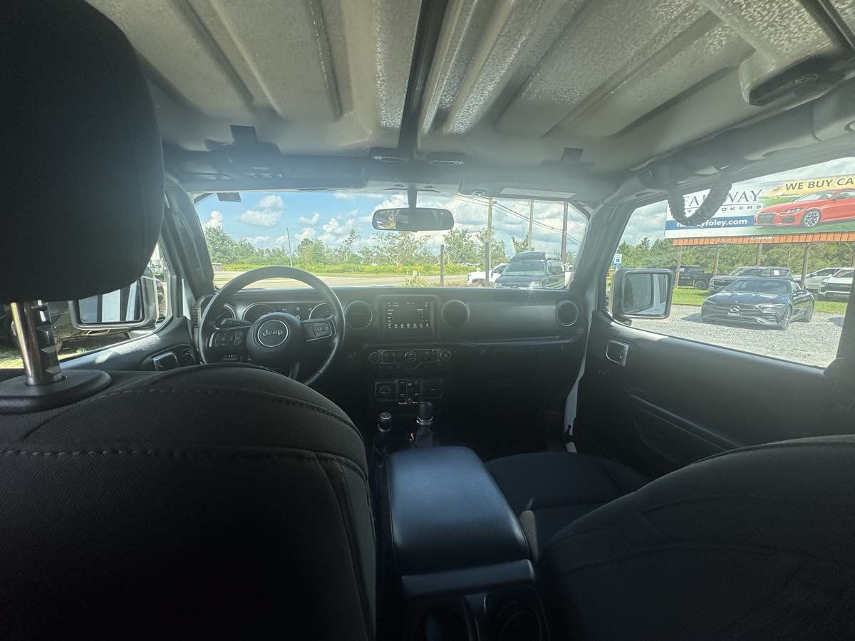 Used 2020 Jeep Wrangler Unlimited Sport AWD/4WD image 22