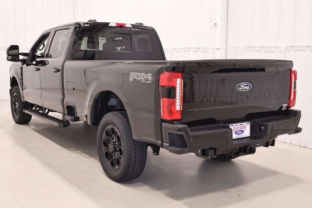 New 2027 Ford F350 Lariat w/ Black Appearance Package AWD/4WD image 7