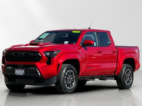 Used 2025 Toyota Tacoma TRD Sport image 8