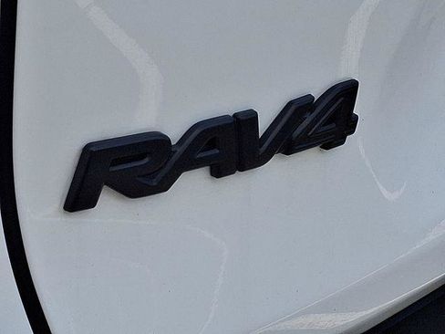 Certified 2023 Toyota RAV4 XLE w/ Convenience Package AWD/4WD image 19