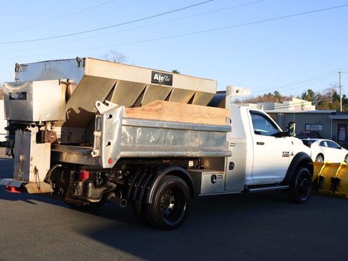 Used 2017 RAM 5500 Tradesman w/ Power & Remote Entry Group image 26