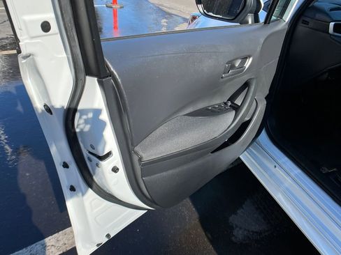 Used 2023 Toyota Corolla LE image 12